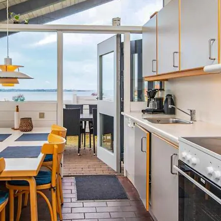 2 Bedroom In *